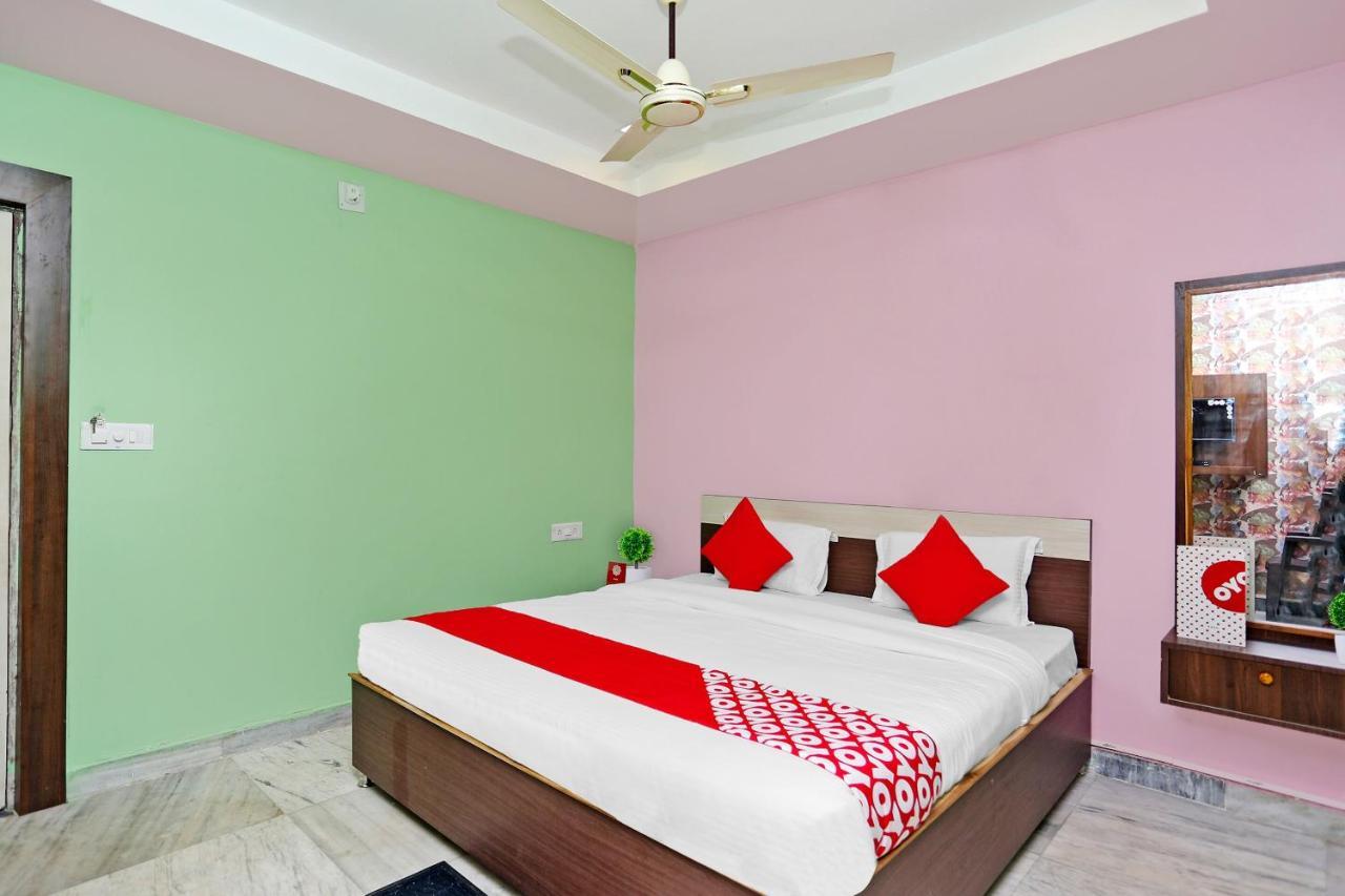 Super Collection O Aryan Hotel Khandagiri Экстерьер фото