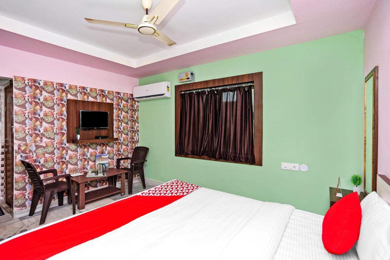 Super Collection O Aryan Hotel Khandagiri Экстерьер фото