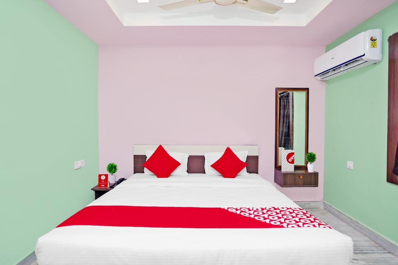 Super Collection O Aryan Hotel Khandagiri Экстерьер фото