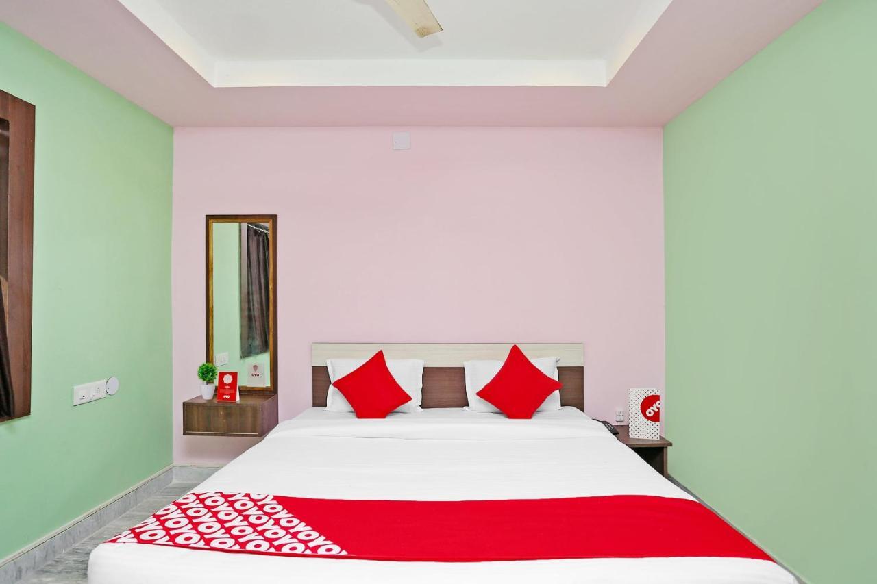 Super Collection O Aryan Hotel Khandagiri Экстерьер фото